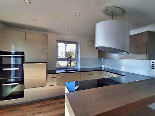 hochwertige Einbauküche - 