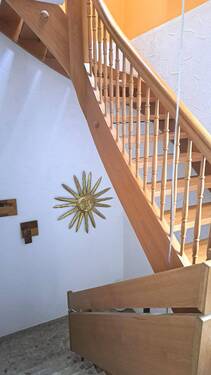 Treppenaufgang vom Obergeschoss ins Dachgeschoss - 