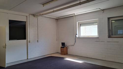 Gewerbefläche im Erdgeschoss - 