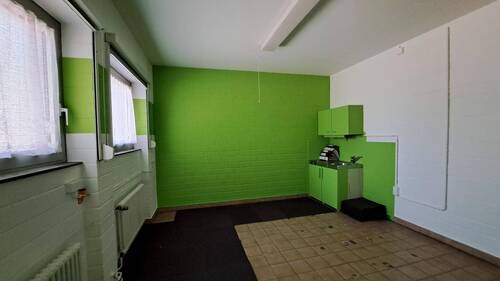 Büro im Erdgeschoss - 