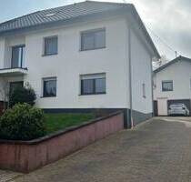 GRENZE L-WORMELDANGE: HAUS MIT 3 WOHNUNGEN + NEBENGEBÄUDE - Wincheringen