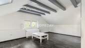 Wohnzimmer 2 - Gemütliche Dachgeschosswohnung mit Charme und Potenzial in Toplage