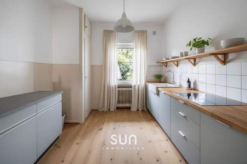 KÜCHE MIT TAGESLICHT (visualisiert) - 