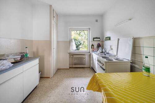 KÜCHE MIT TAGESLICHT - 
