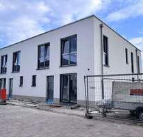 NEUBAU Erstbezug DHH mit Garage | PV Wärmepumpe | 3 Bäder | 173 qm | 272qm provisionsfrei | Top Lage - Laudenbach