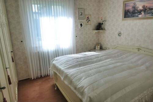 Schlafzimmer EG - 