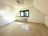 Zimmer 2. DG - 