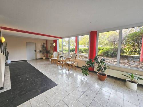 Eingangsbereich Haus - 2 Zimmer Etagenwohnung in Witten