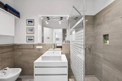 Duschbad - 