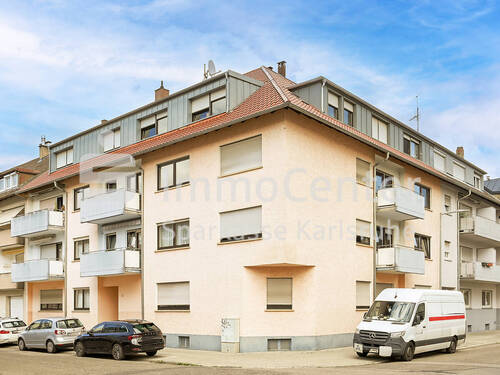 Außenansicht - Top-Investment in Karlsruhe: 2-Zimmer-Wohnung mit Balkon und Wertsteigerungschance