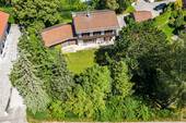 Grundstück mit Altbestand - Doppelhaushälfte mit 162,60 m² in Berg zum Kaufen
