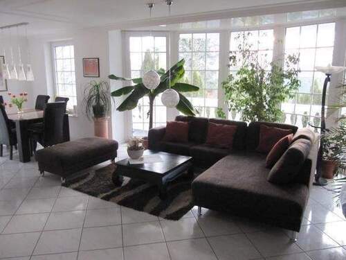 261214970_800x600.jpg - 4 Zimmer Etagenwohnung in Herford