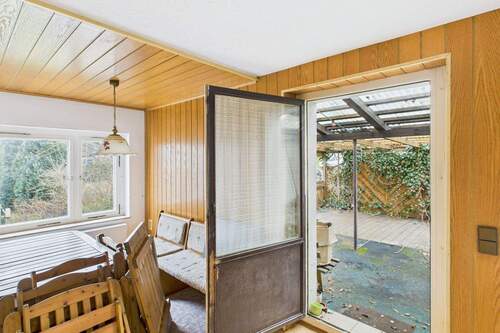 Küche mit Zugang Terrasse EG - 