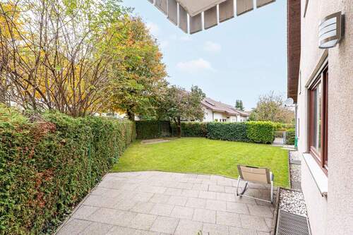 Garten - 8 Zimmer Mehrfamilienhaus, Wohnhaus in Bietigheim-Bissingen