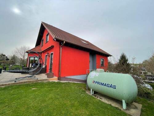 Seitenansicht/Flüssiggastank - 