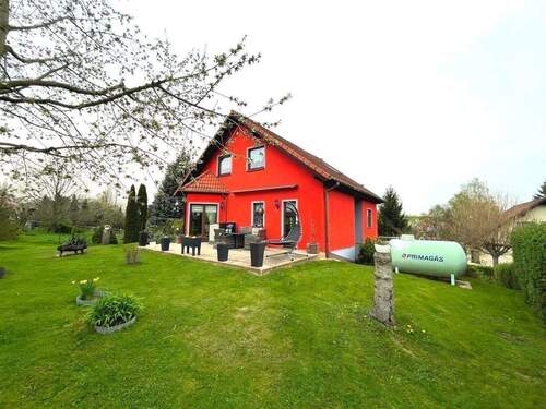 Rückseite/Terrasse - 