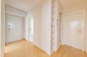 Herzlich willkommen - 3 Zimmer Etagenwohnung in Reinbek