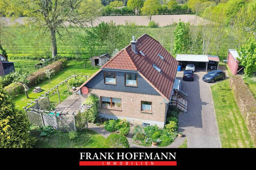 Titelbild - Großzügiges Einfamilienhaus mit Einliegerwohnung auf herrlichem Grundstück von Wiemersdorf