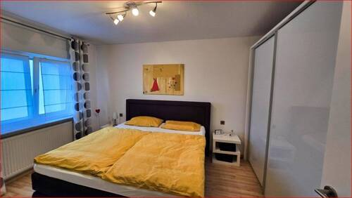 Schlafzimmer 1. OG - 