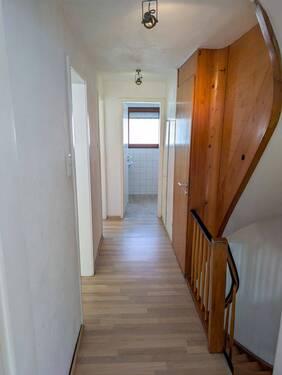 Flur OG - Einfamilienhaus in Ostfildern