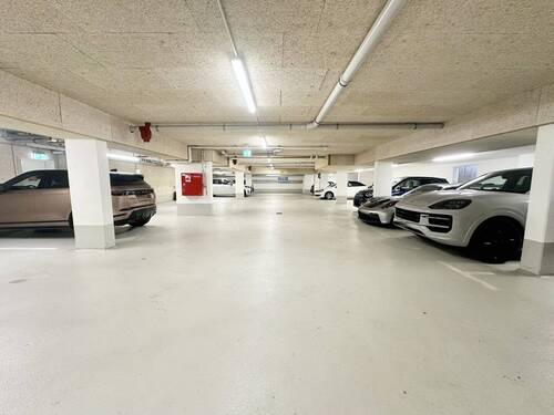 Tiefgarage - 
