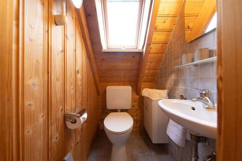 WC - 