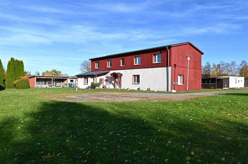 Hausansicht - 1 Zimmer Mehrfamilienhaus, Wohnhaus in Splietsdorf