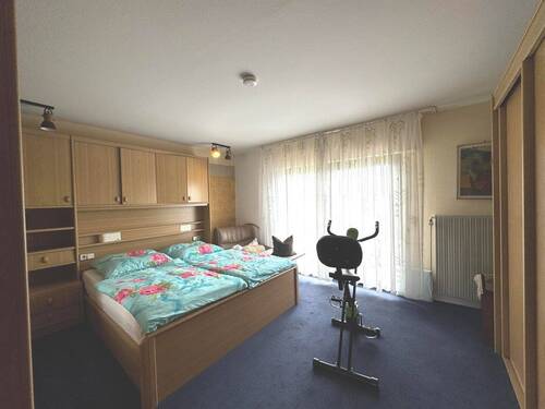 Zimmer 3 - 