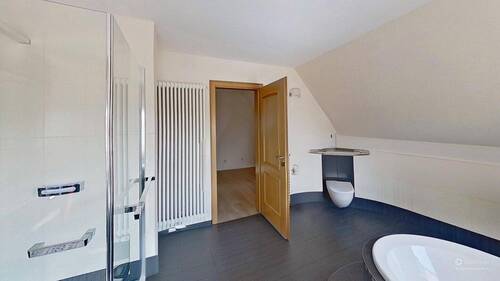 Badezimmer Dachgeschoss - 