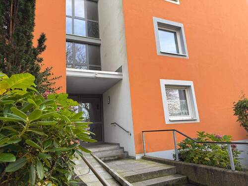 Barrierefreier Zugang zur Wohnung - 3 Zimmer Etagenwohnung zur Miete in Donauwörth