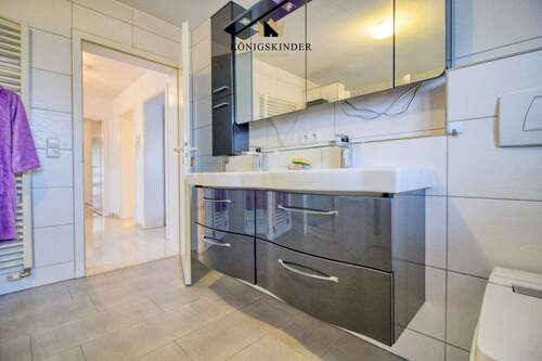 Badezimmer zweite Wohnung - 