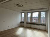 Büro mit Wasseranschluss, link - 