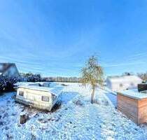 Idyllisch gelegenes Baugrundstück in Jarkvitz auf der Insel Rügen - Altefähr