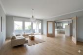 Wohnzimmer - virtually staged - 5 Zimmer Etagenwohnung in Ettenheim