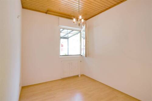 Zimmer 1 - 