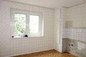 Küche mit Wandschrank - 