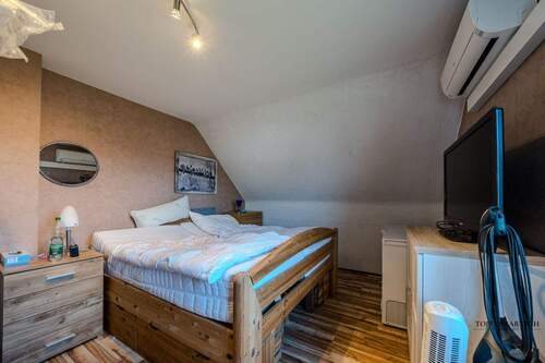 1. OG - Schlafzimmer - 