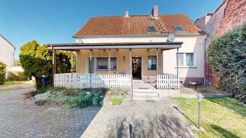 Rückseite Haus.jpg - Einfamilienhaus mit 168,00 m&sup2; in Bensdorf zum Kaufen