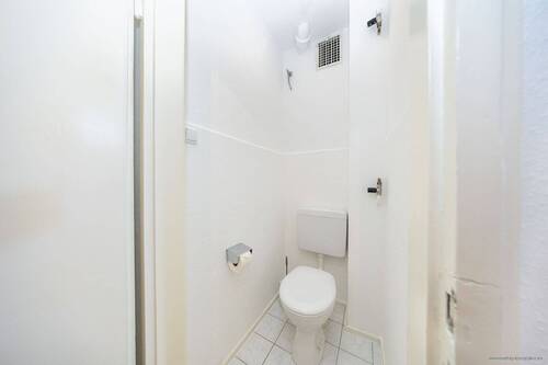 WC - 