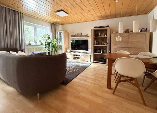 Offener Wohn-/Essbereich - 2 Zimmer Etagenwohnung in Buseck