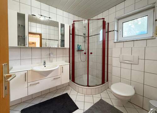 Tageslichtbad mit Dusche ... - 