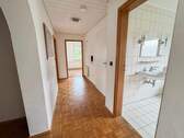 Flur - 3 Zimmer Etagenwohnung in Altenkirchen