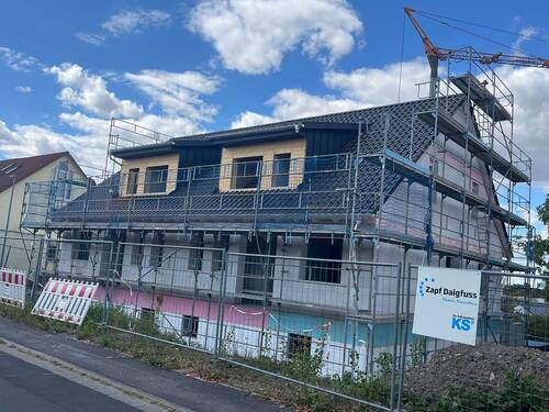 IMG_4248.jpeg - Doppelhaushälfte mit Doppelgarage und Stellplätzen