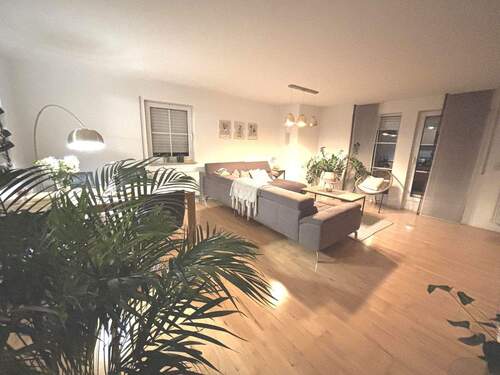 IMG_6718 Wohnen u Essen - 3 Zimmer Etagenwohnung zum Kaufen in Gunzenhausen