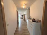 Eingangsbereich und Flur - 
