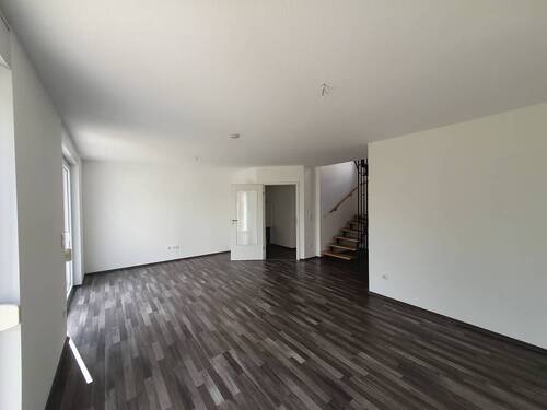 20200529_164642_(1024_x_768).jpg - 5 Zimmer Mehrfamilienhaus, Wohnhaus in Fürth