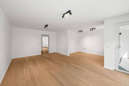 Wohnzimmer/Küche - 4 Zimmer Etagenwohnung in Nürnberg