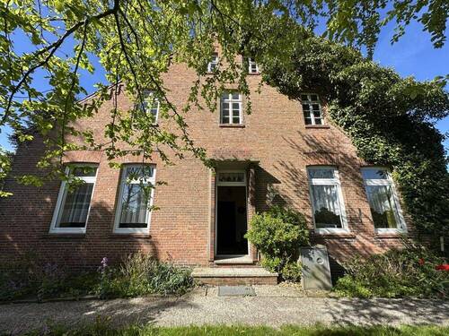 Eingang - Mehrfamilienhaus, Wohnhaus mit 149,90 m&sup2; in Wangerland zum Kaufen