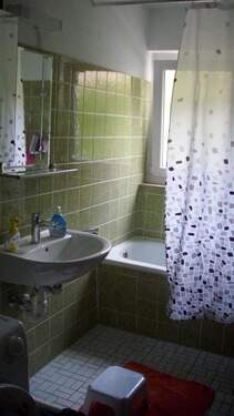 Bad mit Waschmaschinenan. - 