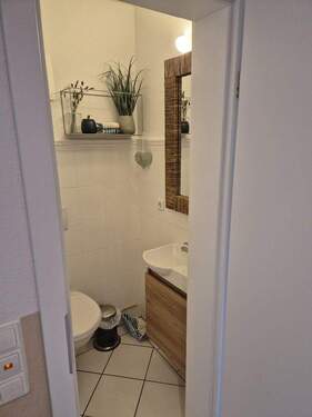 Gäste-WC - Reihenmittelhaus mit 140,00 m&sup2; in Neustadt am Rübenberge zum Kaufen